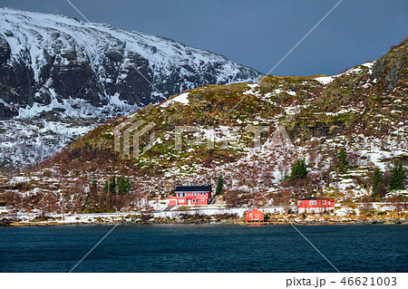 Red rorbu houses in Norway in winter Red rorbu houses in Norway in winter 46621003