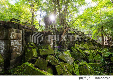 Ruin at Beng Mealea temple Ruin at Beng Mealea temple 46622292