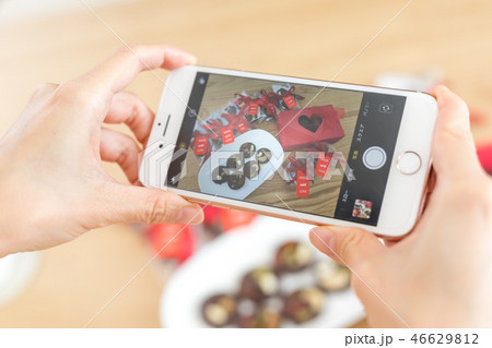 バレンタインデー　手作りチョコレートを撮影 46629812