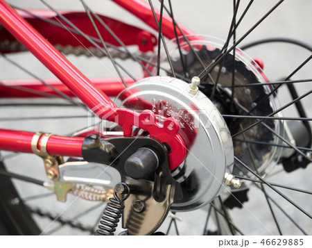 自転車の後輪ブレーキ 自転車の後輪ブレーキ 46629885