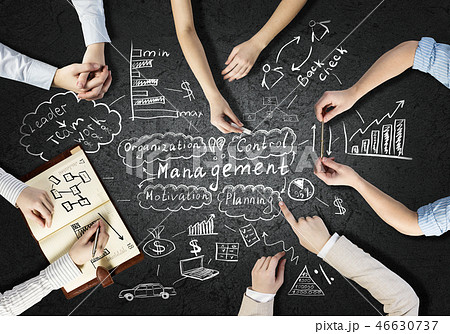 Businessteam working in collaboration 46630737