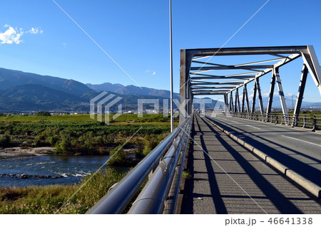 山梨県 釜無川と三都東橋 46641338