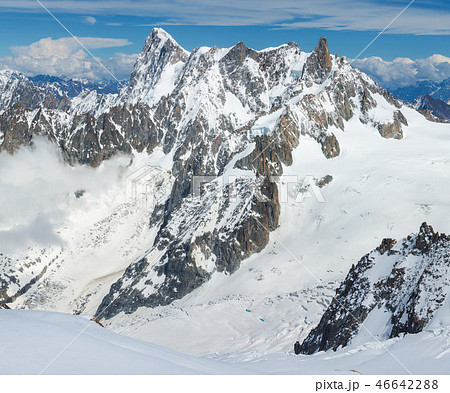 Mont Blanc mountain massif view 46642288