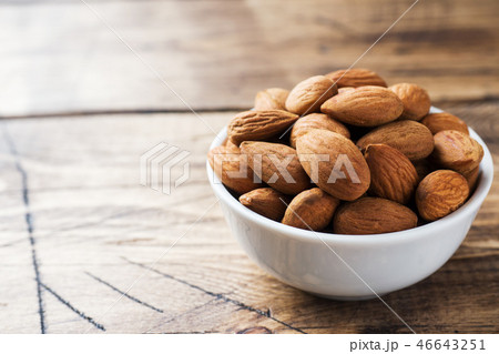 Almonds in a bowl. Selective focus Close up Almonds in a bowl. Selective focus Close up 46643251