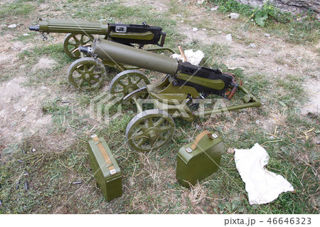 Maxim Gun Maxim Gun 46646323