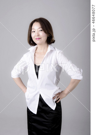中年 女性 女 46648077
