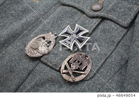 nazi german awards - Iron Cross, Assault Badge nazi german awards - Iron Cross, Assault Badge 46649054