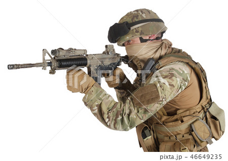 soldier with assault rifle on white background soldier with assault rifle on white background 46649235