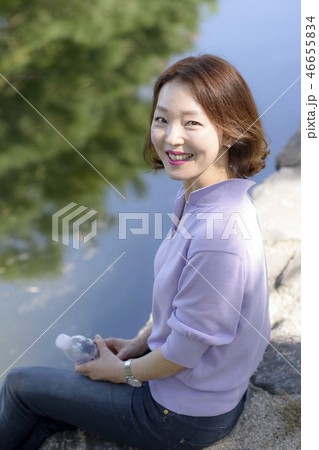 中年 女性 女 46655834