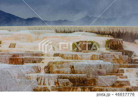 Mammoth Hot Springs 46657776