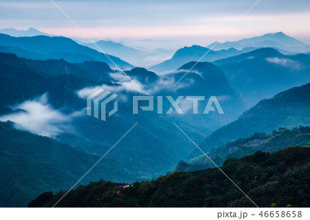 台湾 阿里山 雲 46658658