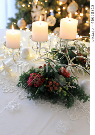 クリスマスキャンドル　テーブルアレンジ 46658818