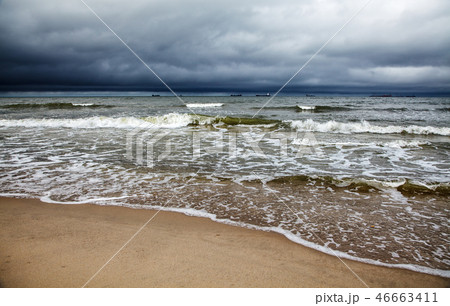 seascape on gloomy autumn day 46663411