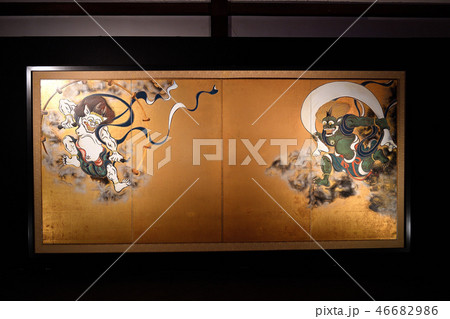 建仁寺風神雷神図 46682986