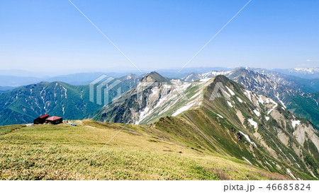 春の谷川岳登山 （トマノ耳より肩ノ小屋方面を望む） 46685824
