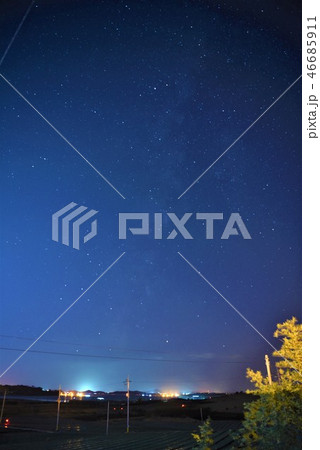 夜景 オーロラ 天の川 46685911