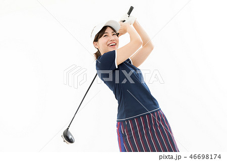 若い女性　ゴルフ 46698174