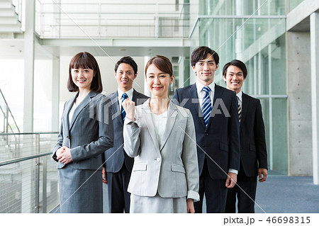 ビジネス チーム ビジネス チーム 46698315