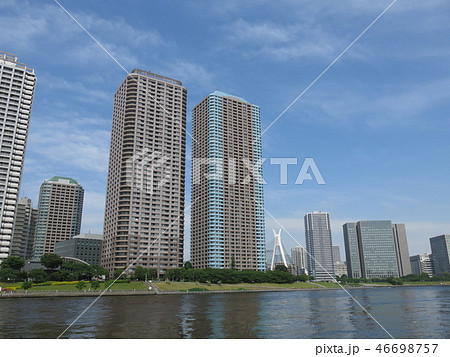 江東区の越中島公園から見たリバーシティ21 江東区の越中島公園から見たリバーシティ21 46698757