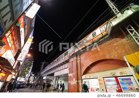 日本の東京都市景観 神田駅(西口)など、街並みを望む 日本の東京都市景観 神田駅(西口)など、街並みを望む 46699860
