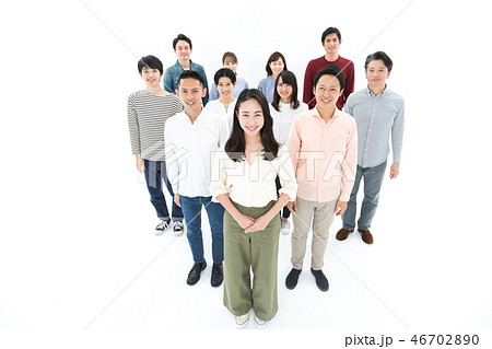 カジュアル 男女 複数 20~40代 斜俯瞰 カジュアル 男女 複数 20~40代 斜俯瞰 46702890