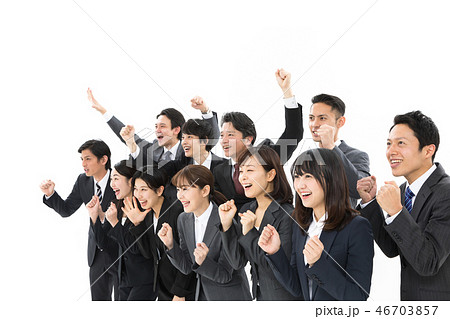 大人数　複数　大勢　多数　ビジネス　応援 46703857