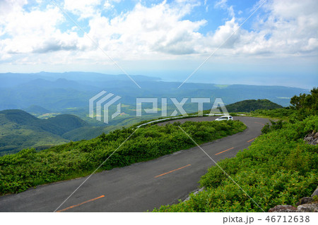 東北・青森・津軽・岩木山・津軽富士・津軽岩木スカイラインの眺め、頂上駐車場より（１１） 46712638