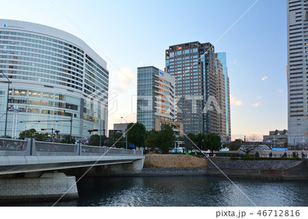 横浜 46712816