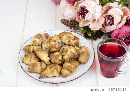 Homemade mini croissants with sugar and cinnamon, 46716115