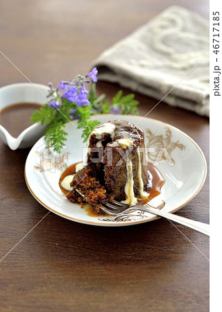 ナツメのケーキ、キャラメルソース／スティッキートフィープディング 46717185