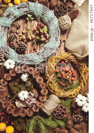 Nature wreath making flat lay on the table Nature wreath making flat lay on the table 46717847