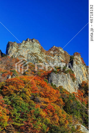 錦秋の妙義山 46718192