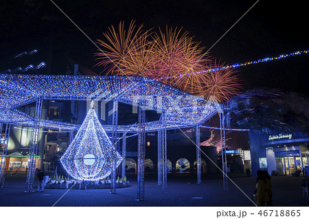 八景島シーパラダイス クリスマス花火の写真素材