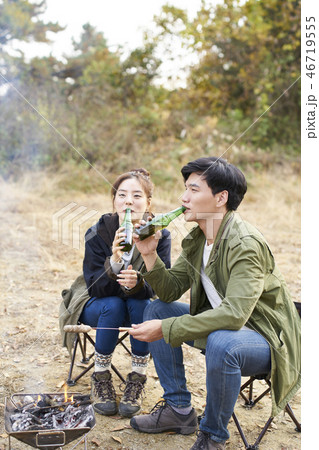 飲み 飲む 屋外 46719555