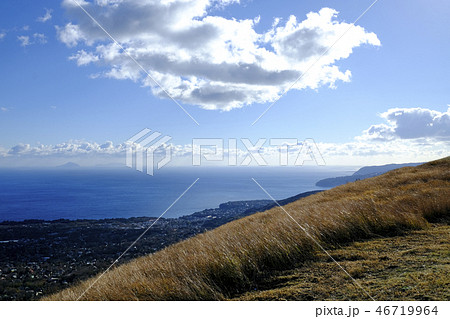 伊豆 大室山 伊豆半島 三原山 伊豆 大室山 伊豆半島 三原山 46719964