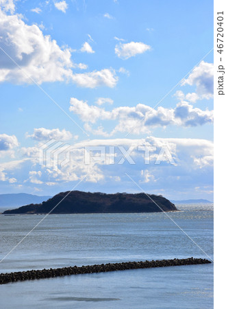 冬の三河湾 梶島 縦位置 冬の三河湾 梶島 縦位置 46720401