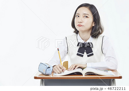 高校生 女子学生 勉強 46722211