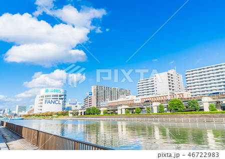 品川百景 しながわ花海道と船だまりの風景の写真素材