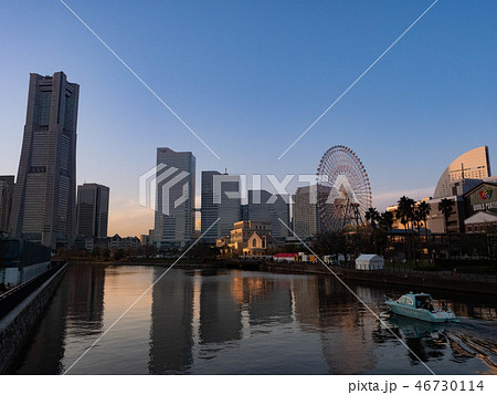 【都市景観】横浜 みなとみらい 夜景 46730114