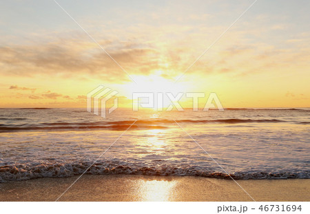初日の出　久慈浜海岸　茨城県日立市　 46731694