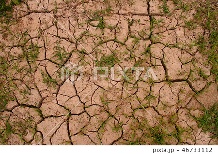ひび割れ01 ひび割れ01 46733112