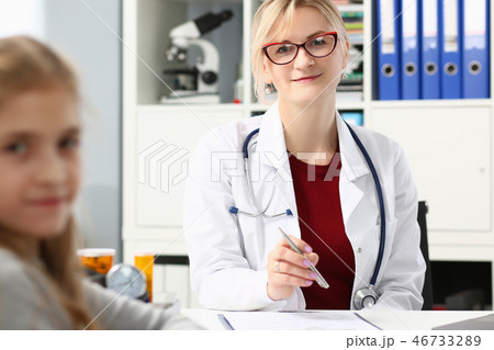 Little child at pediatrician reception 46733289