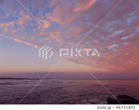 釣ヶ崎海岸(志田下)の夕焼け空 釣ヶ崎海岸(志田下)の夕焼け空 46735802