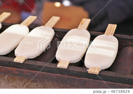 縁日の五平餅 46738929