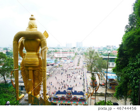 バドゥ洞窟（マレーシア）のムルガン神像 46744456