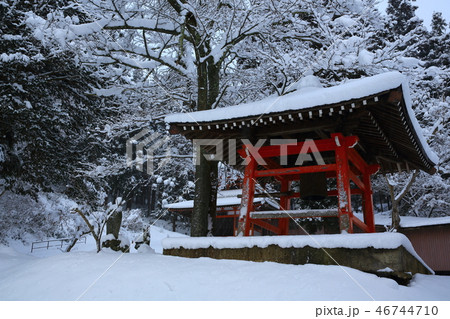 冬の極楽寺 46744710