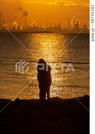 朝日と恋人 46745182