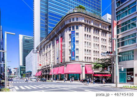 東京　日本橋　中央通りの風景（日本橋2丁目交差点） 46745430