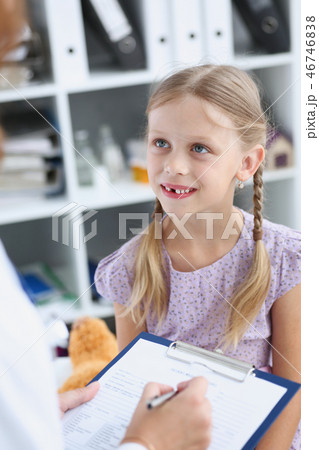 Little child at pediatrician reception Little child at pediatrician reception 46746838