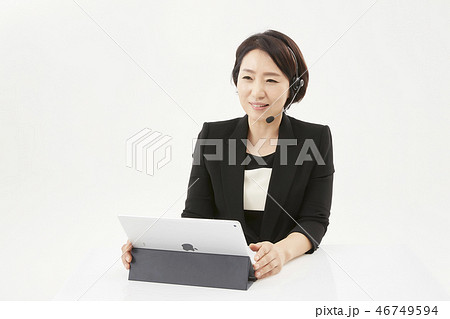 ビジネスウーマン 女性 女 46749594
